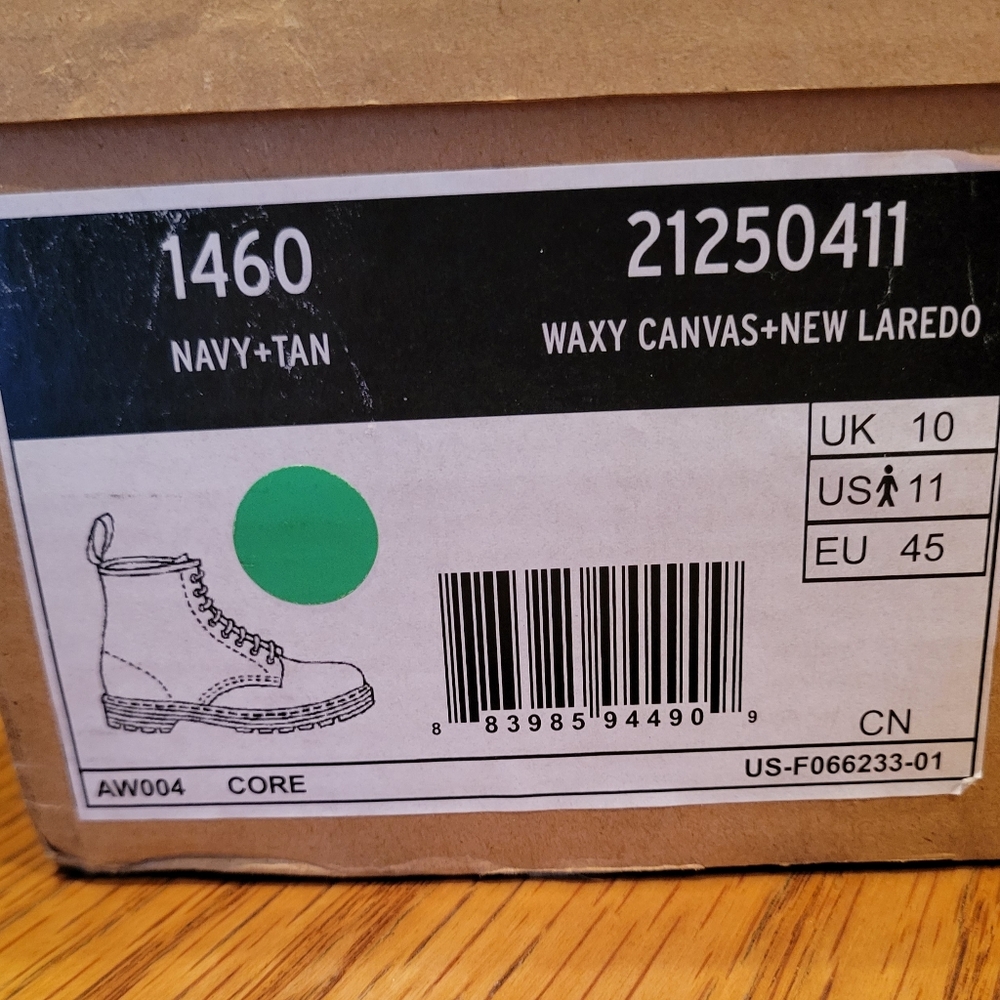 Made in Asia Doc Marten boot. - Picture 7 of 8